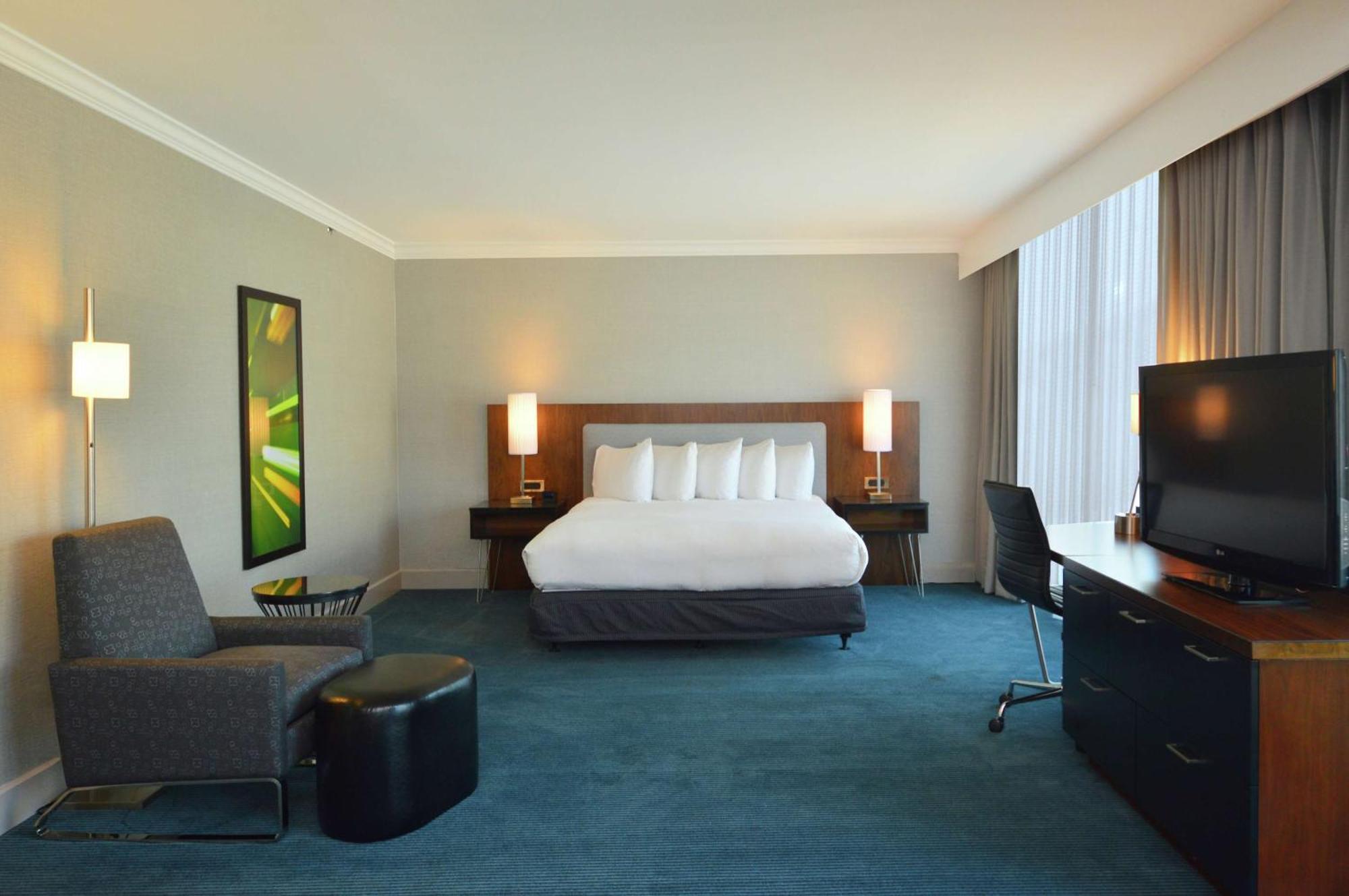 Doubletree By Hilton Newark-Fremont Hotel Eksteriør billede
