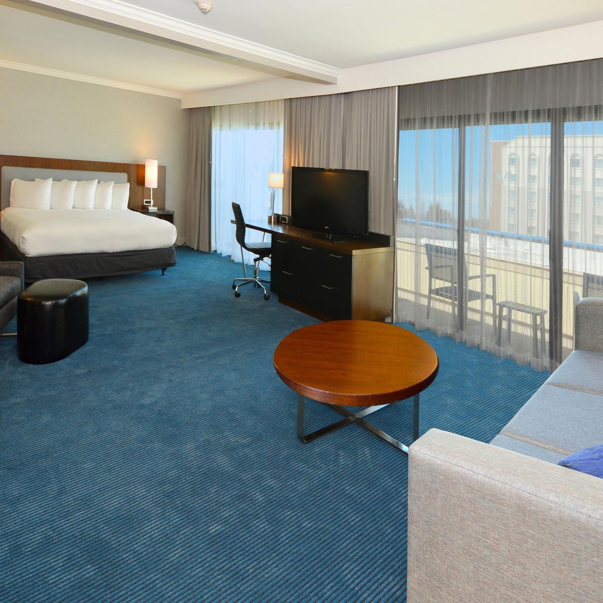 Doubletree By Hilton Newark-Fremont Hotel Eksteriør billede